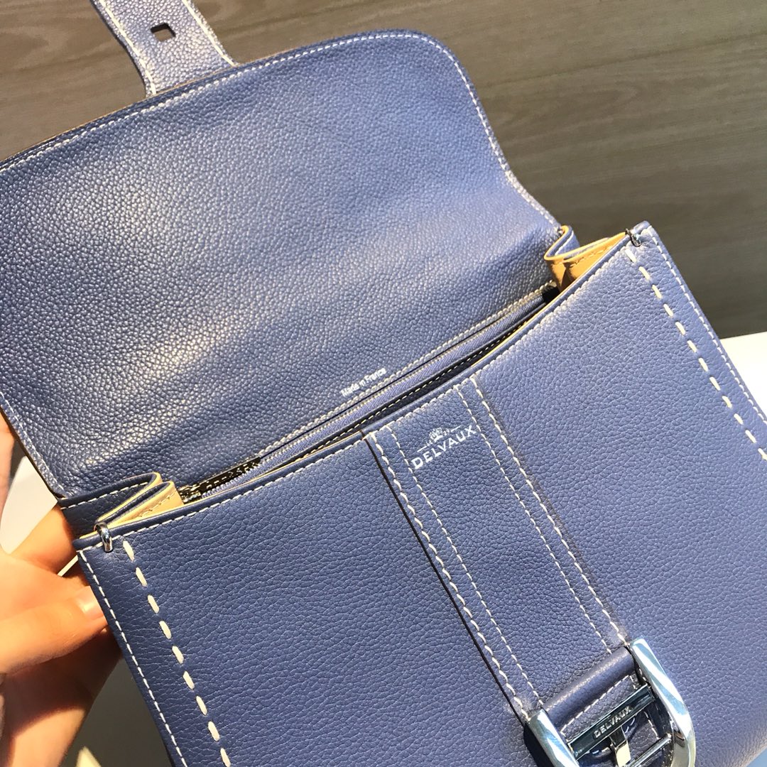 델보 브리앙 토고 박스백 미듐